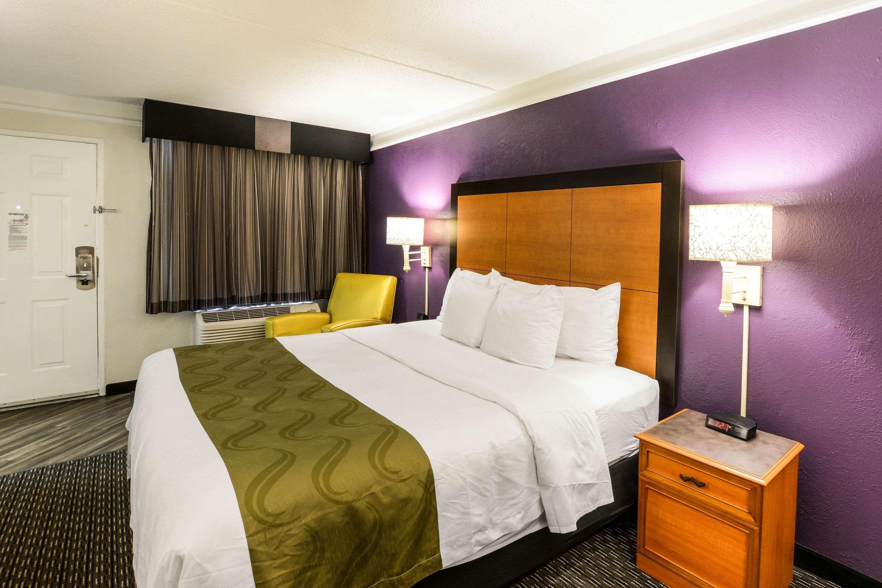 Quality Inn & Suites North Charleston - Ashley Phosphate Kültér fotó