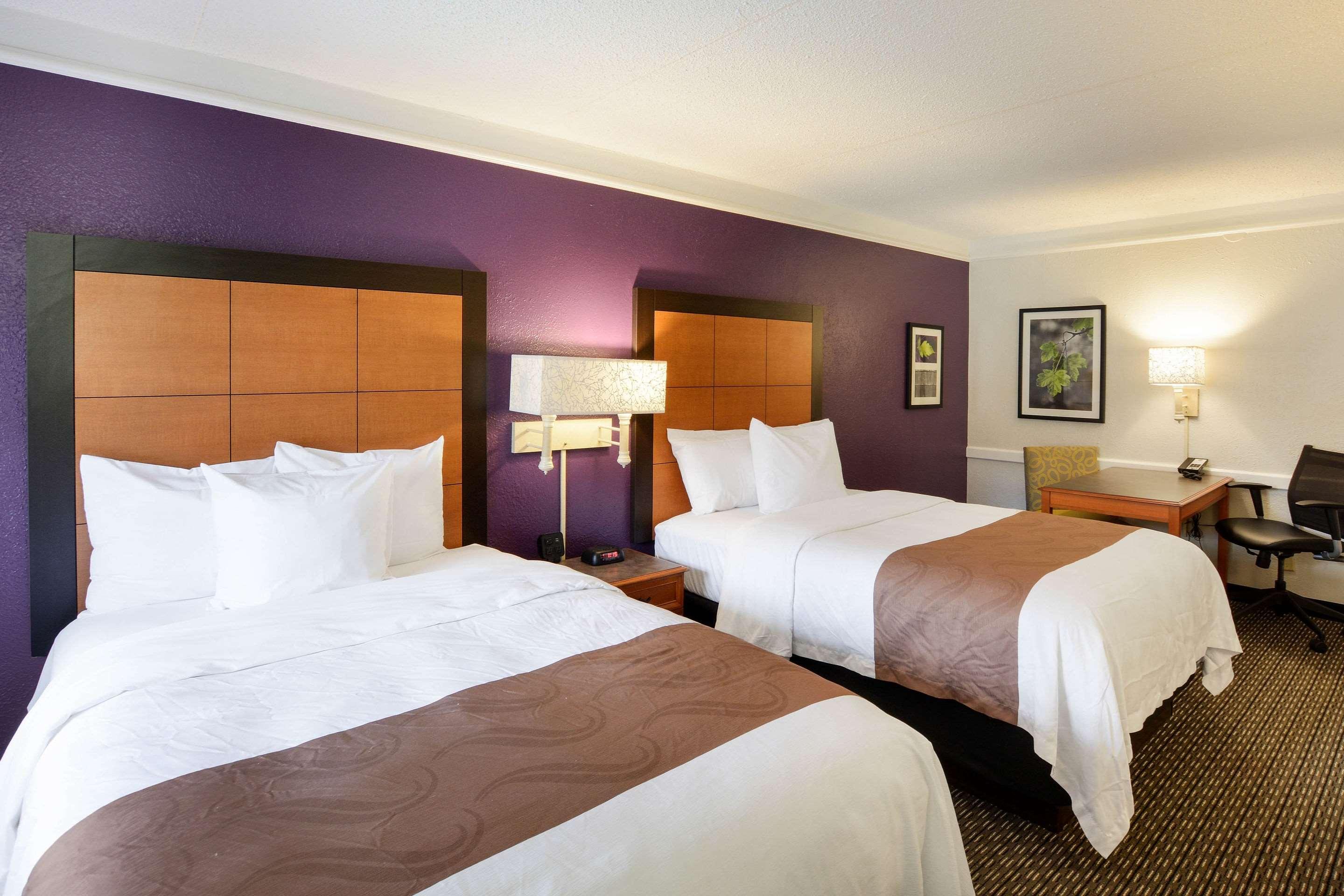 Quality Inn & Suites North Charleston - Ashley Phosphate Kültér fotó