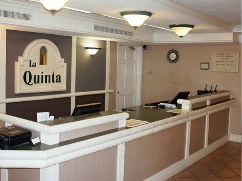 Quality Inn & Suites North Charleston - Ashley Phosphate Kültér fotó